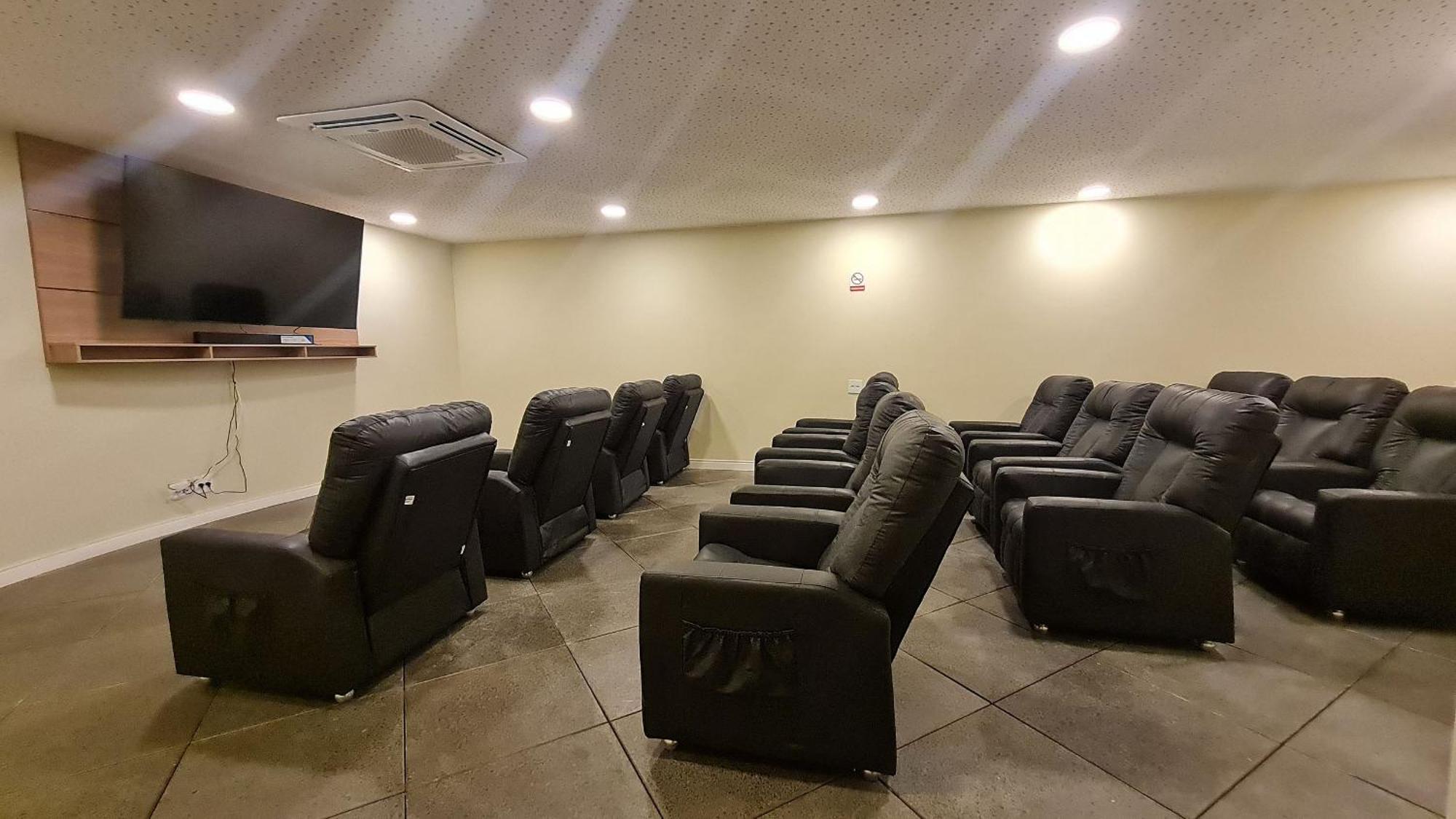אריאל דו קאבו Apartamentos De 2 Quartos Com Piscina Na Praia Dos Anjos מראה חיצוני תמונה