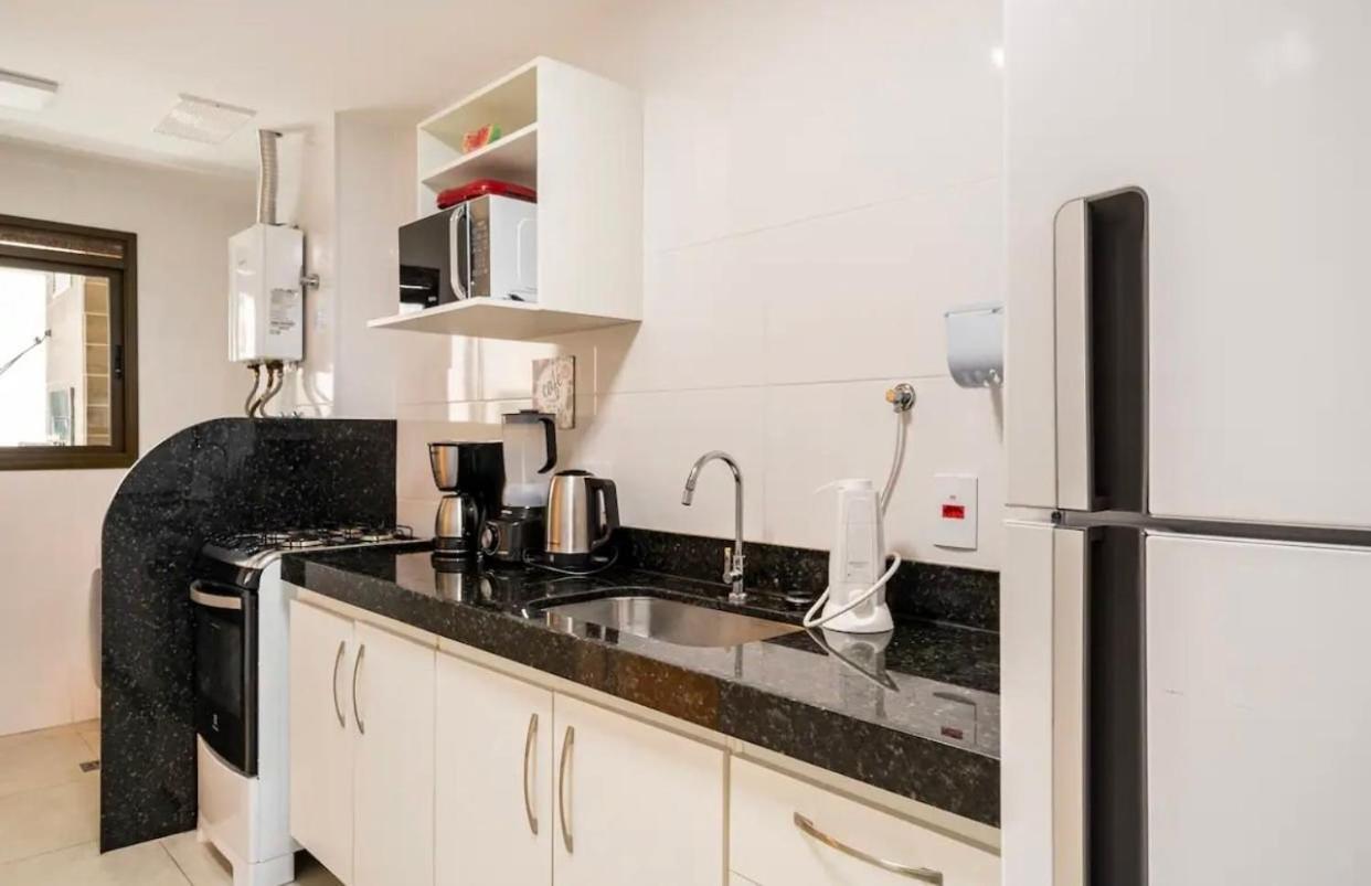 אריאל דו קאבו Apartamentos De 2 Quartos Com Piscina Na Praia Dos Anjos מראה חיצוני תמונה